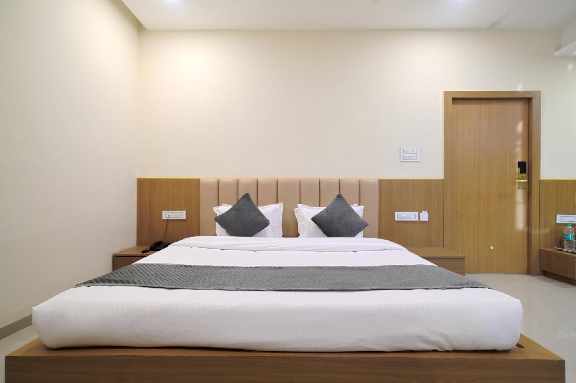 Hotel Shivlok อุจเจน ห้อง รูปภาพ