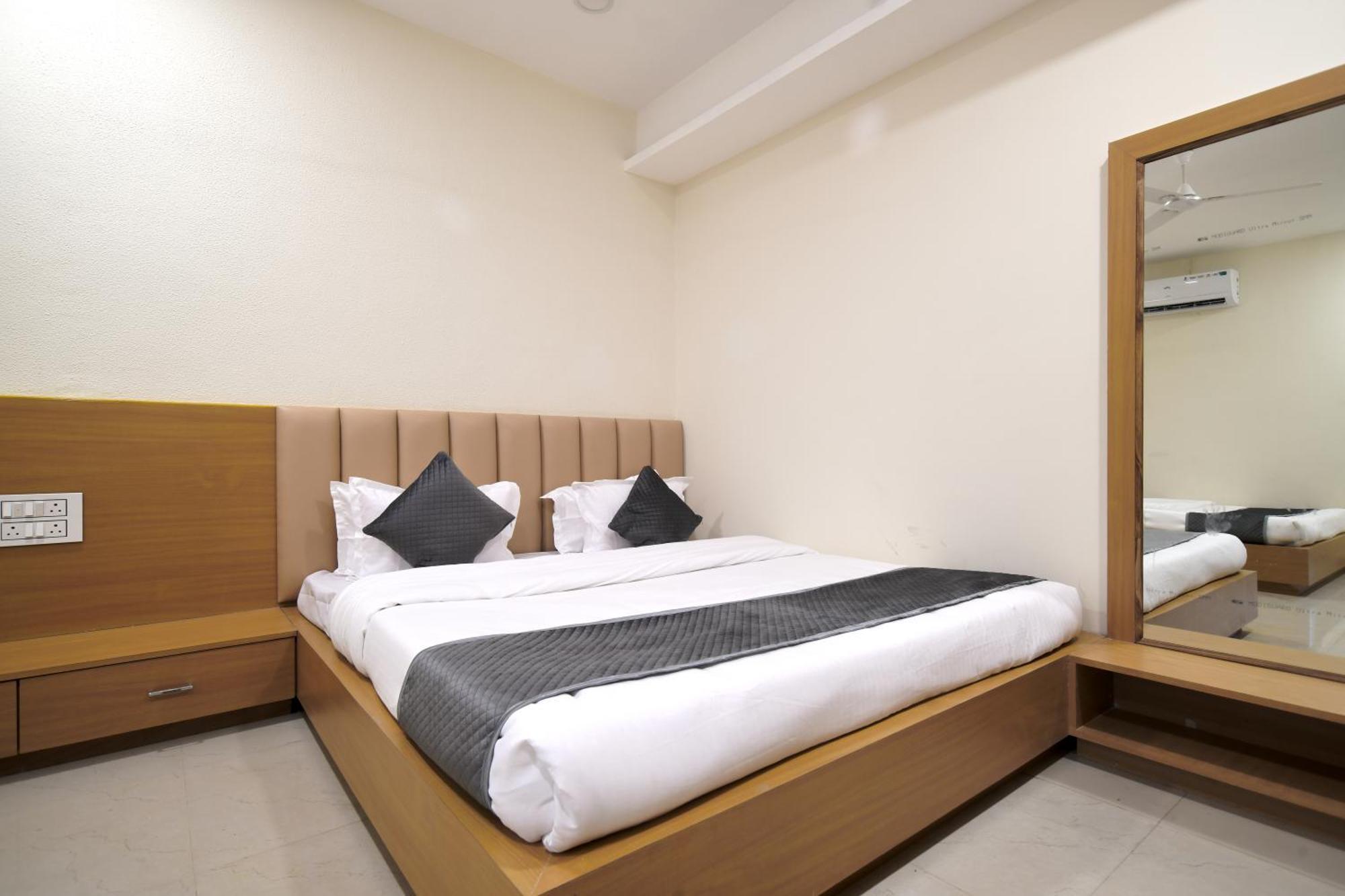 Hotel Shivlok อุจเจน ห้อง รูปภาพ