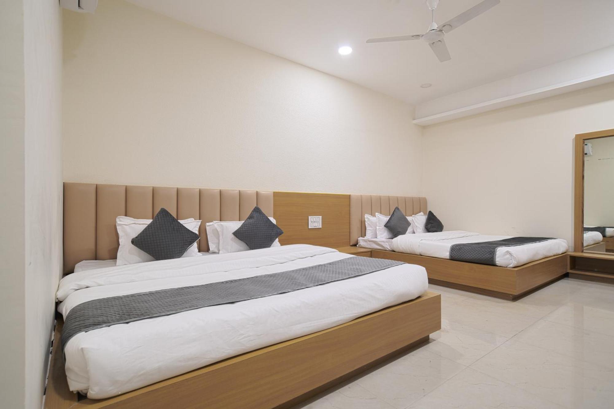 Hotel Shivlok อุจเจน ห้อง รูปภาพ