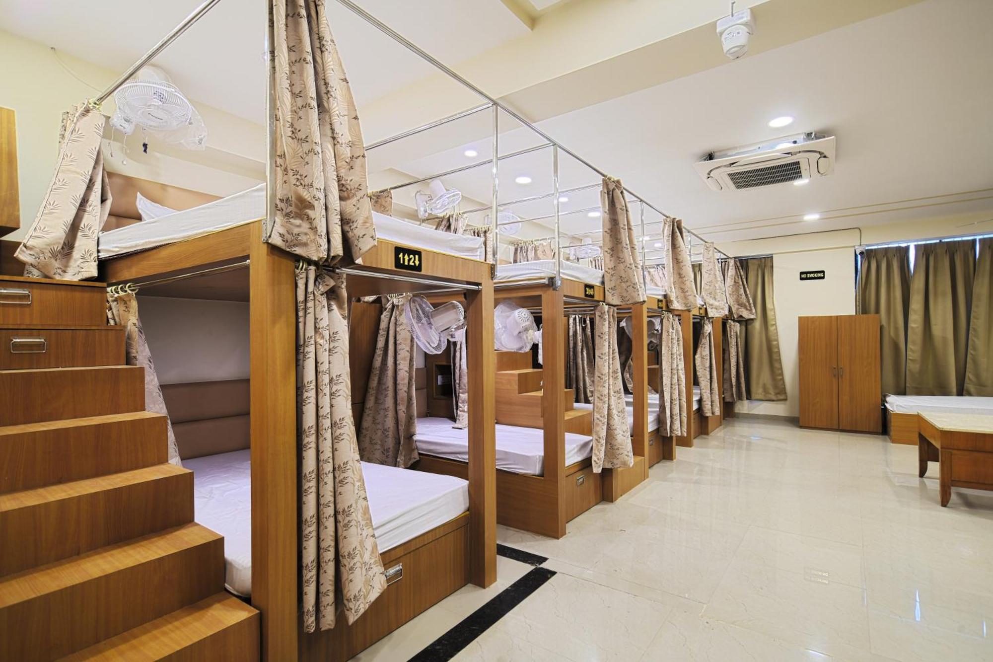 Hotel Shivlok อุจเจน ภายนอก รูปภาพ