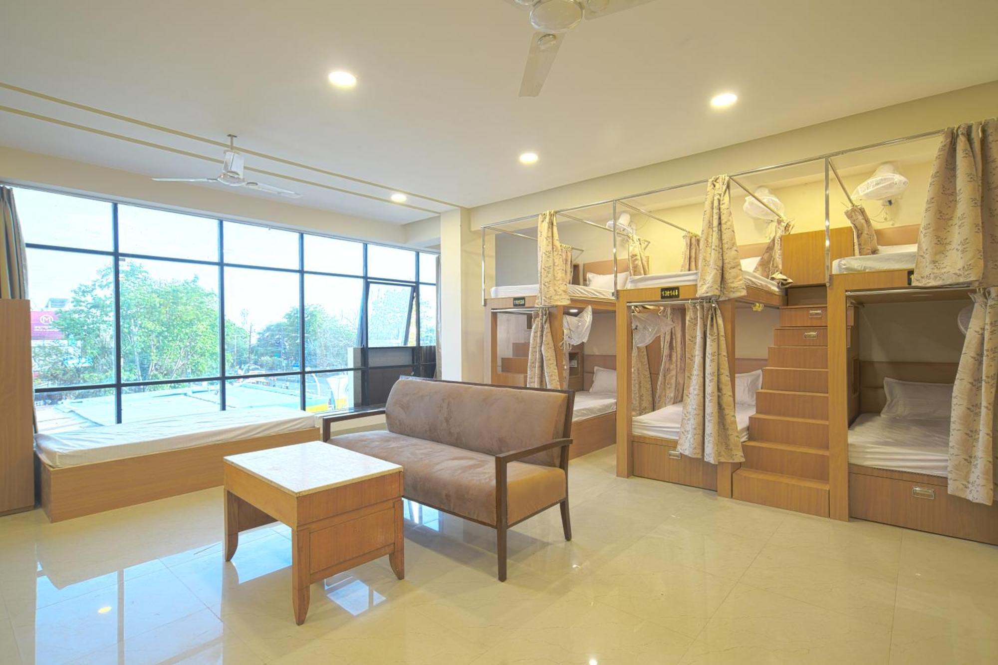 Hotel Shivlok อุจเจน ภายนอก รูปภาพ