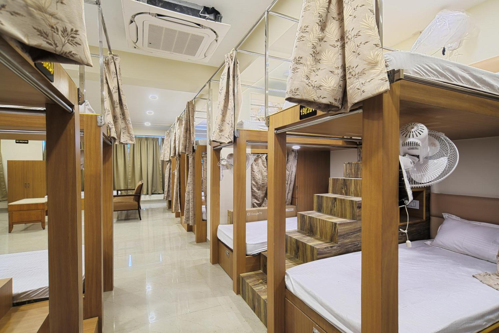 Hotel Shivlok อุจเจน ภายนอก รูปภาพ