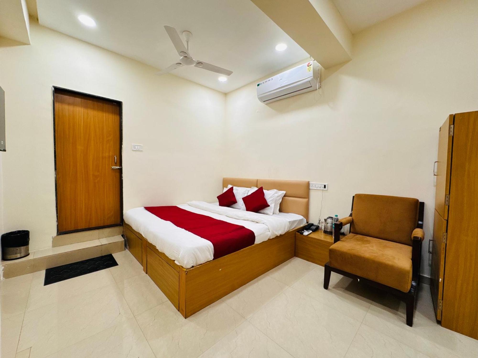 Hotel Shivlok อุจเจน ภายนอก รูปภาพ